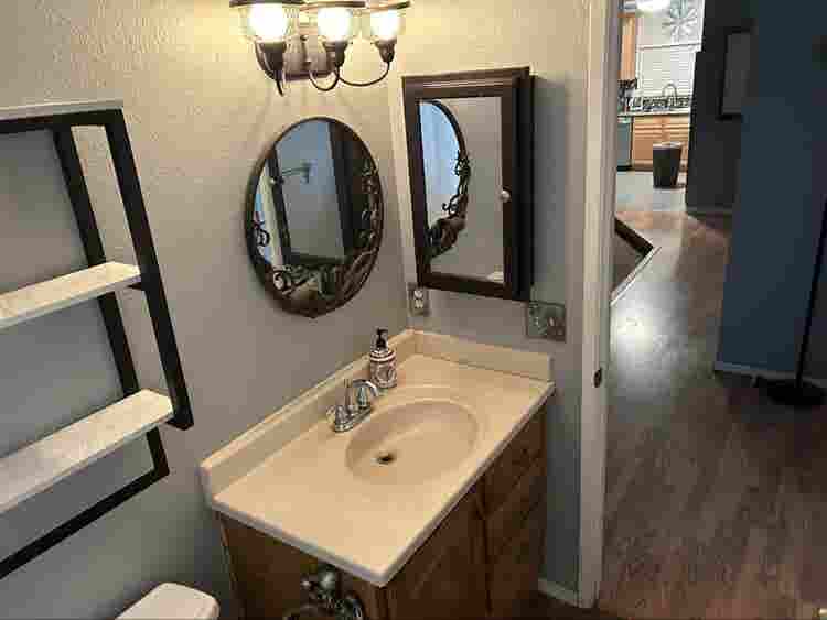 Furnished bedroom for rent