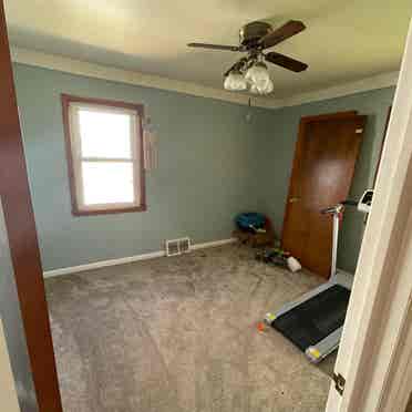 Bedroom for rent, Wyandotte MI