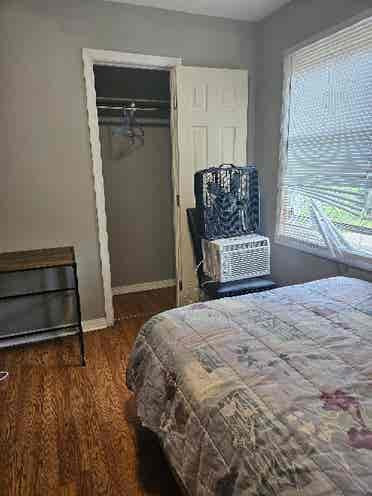 Private furnished rooms for rent