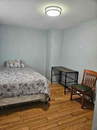 Private furnished rooms for rent