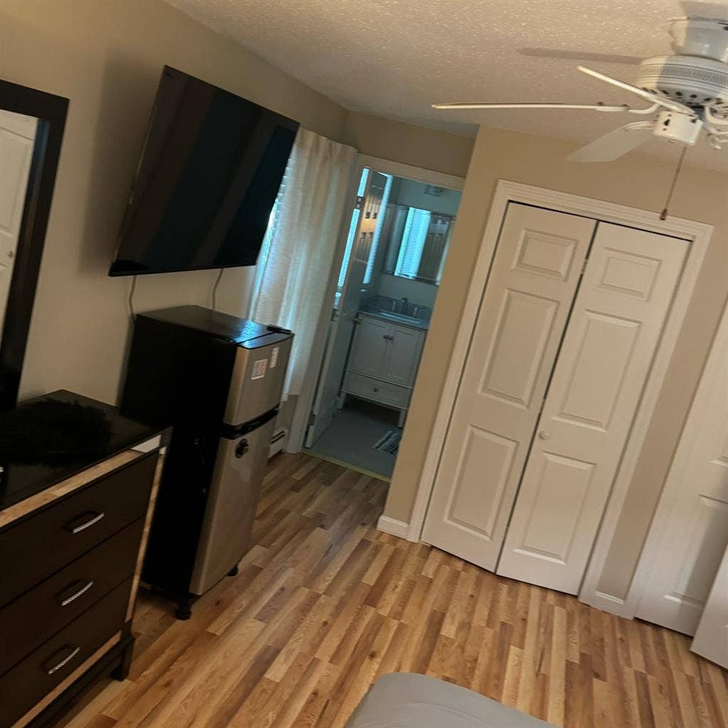 2 Rooms for rent in Centerville