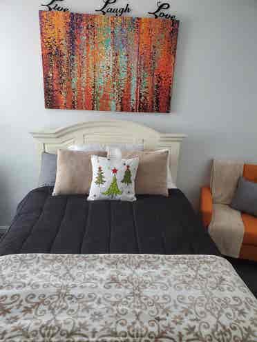 Fully Furnished Queen size Bedrooms