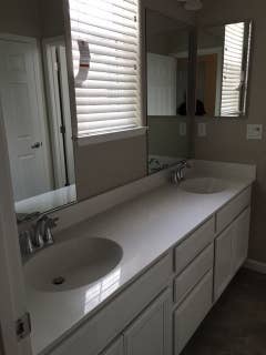 Available Room w/ Shared Bathroom