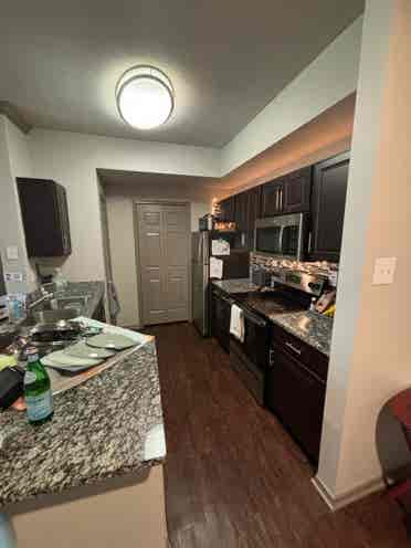 Lease Take over 2beds in Addison