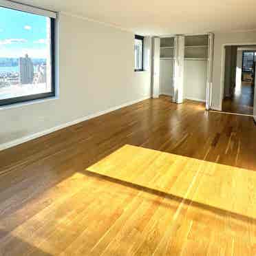 Master Bedroom with Amazing Views!