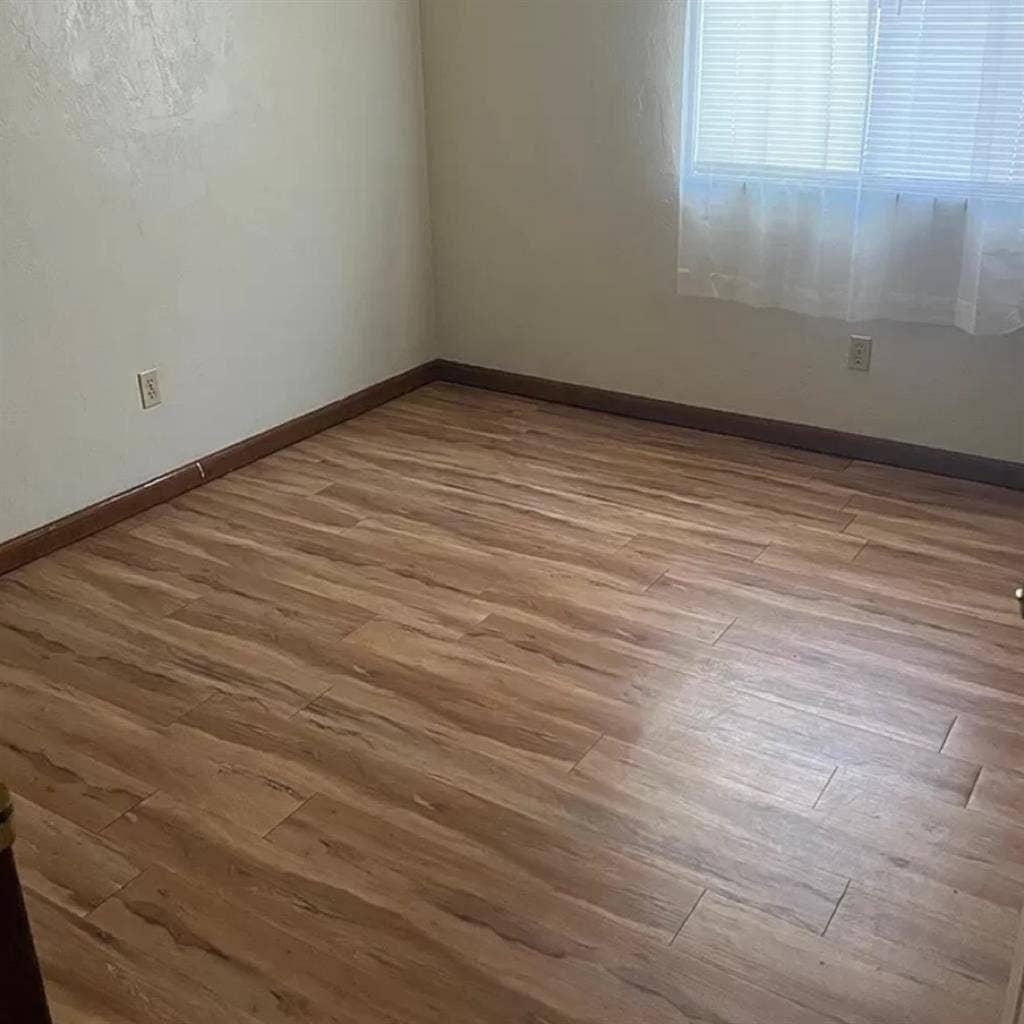 Looking for a roommate! In Midtown!