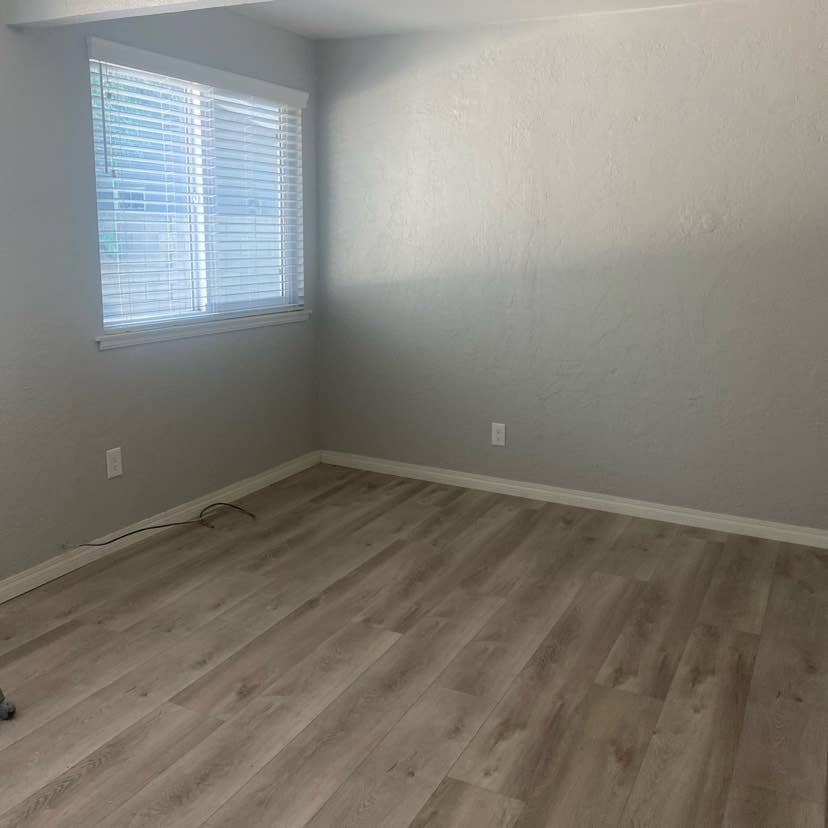 2 rooms for rent