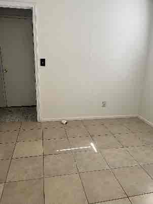 Palmdale Room For Rent