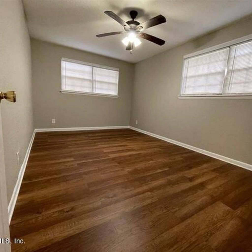 Private Room for Rent on Westside