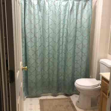 1 bedroom shared bathroom for rent