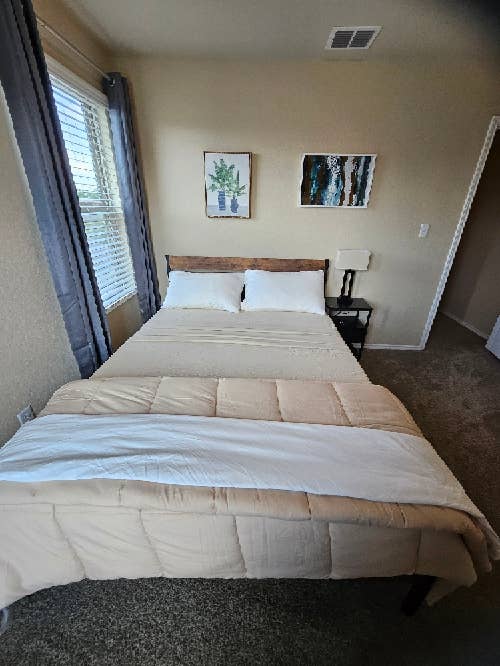 Furnished bedroom for rent