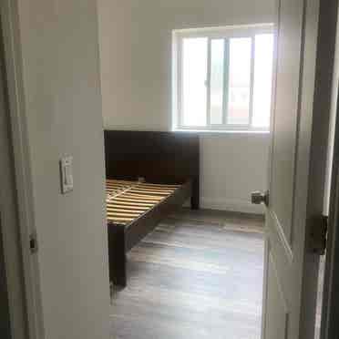 Room available in Alta Loma