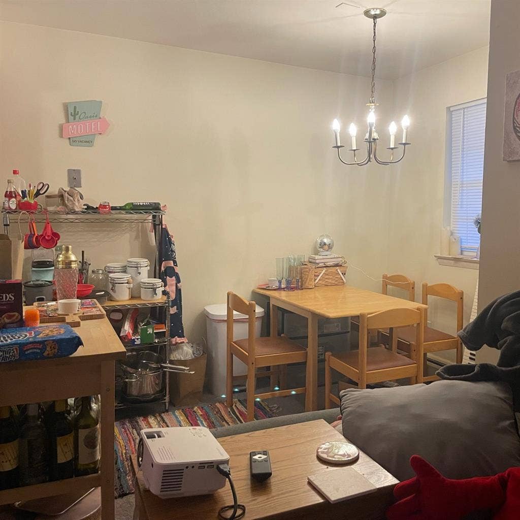 Looking for a roommate!!!