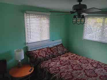 Spacious furnished room for rent