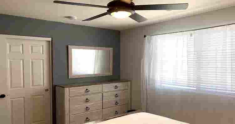 Queen Furn. Sm. Room, 2-Story House