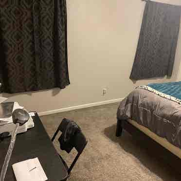 Master bedroom for rent