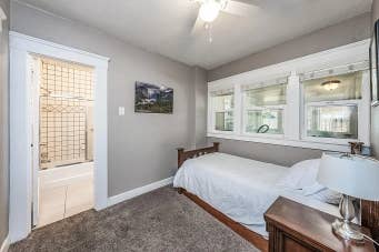 1 bed and shared bathroom