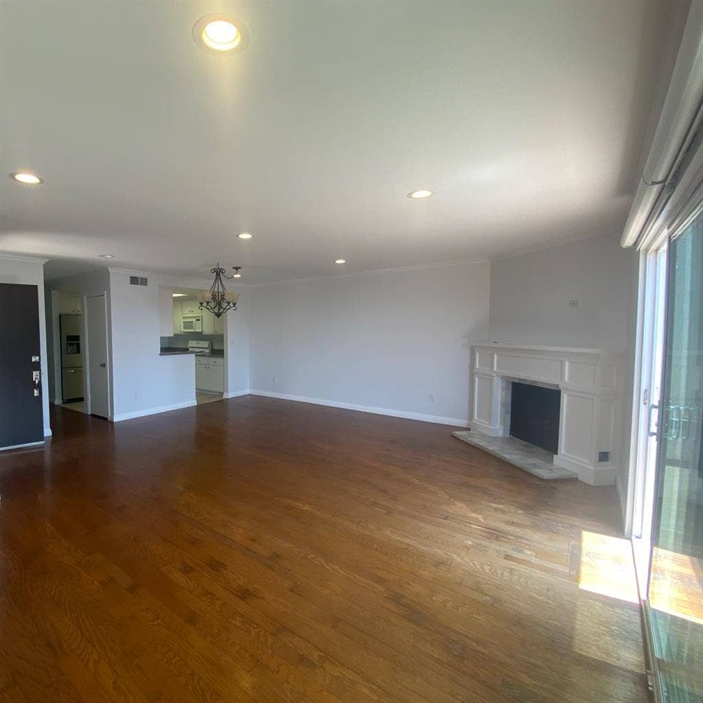 private bedroom in shared townhome