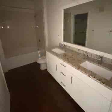 Plano apartment w/private bathroomm