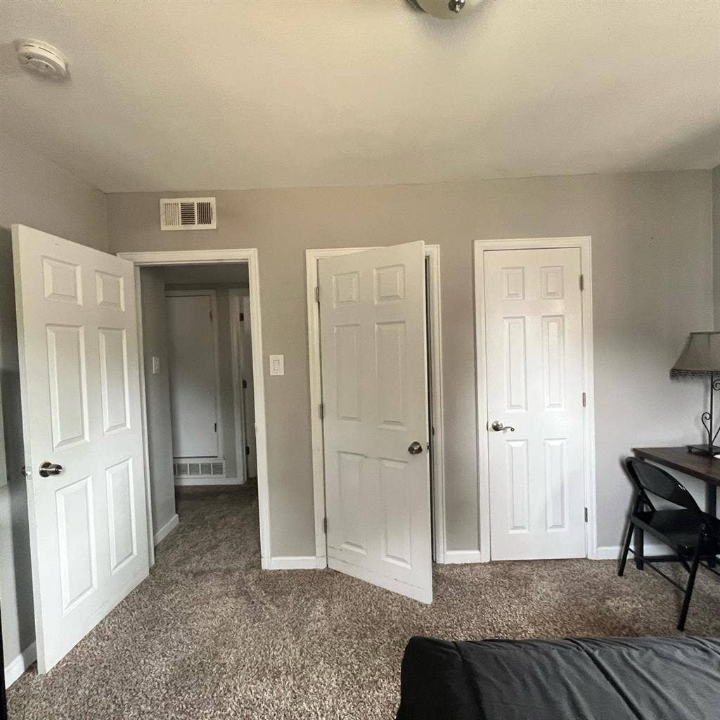 Cozy room for rent in Aurora