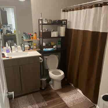 2 bedroom apt w/ attached garagee