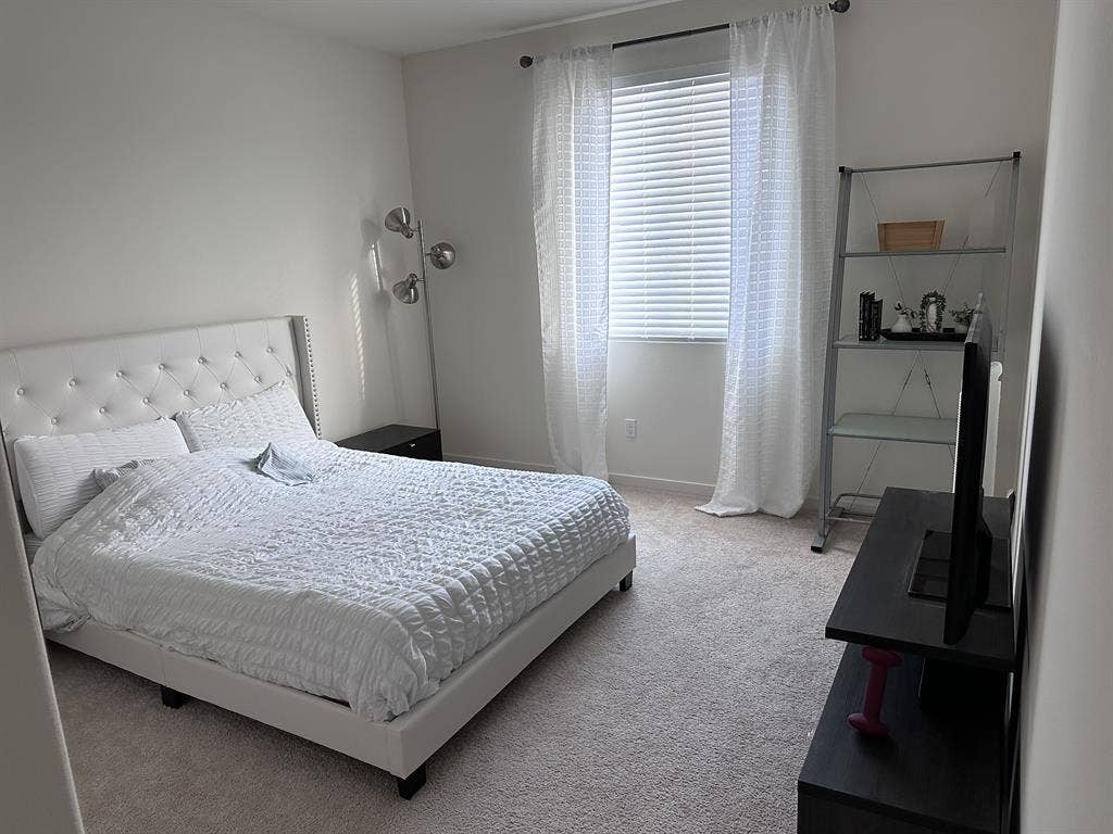 Fully Furnished with Walk-In Closet