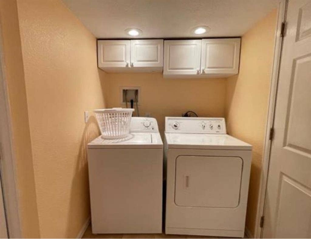 Room w/shared BR