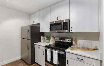 bath
1 bedroom/bath
Relet