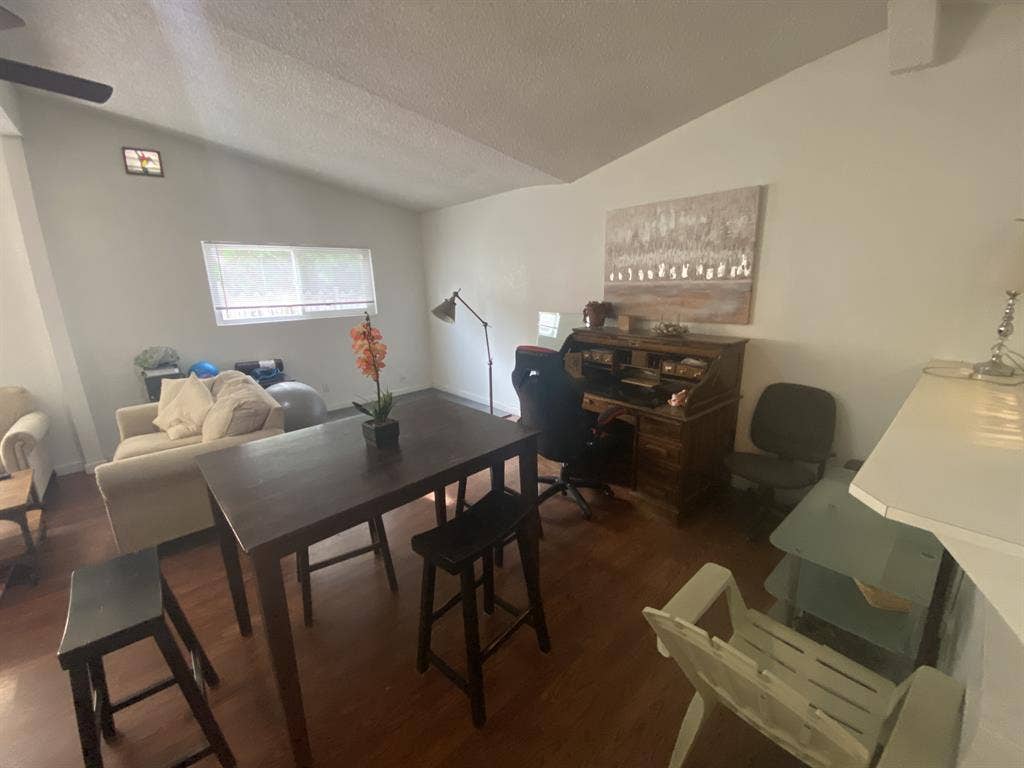 Looking for Renter!