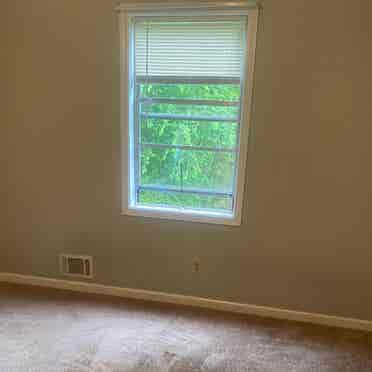 Looking to rent out room! Kennesaww