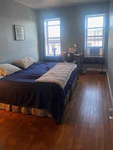 SPACIOUS PRIVATE ROOM IN BAY RIDGE