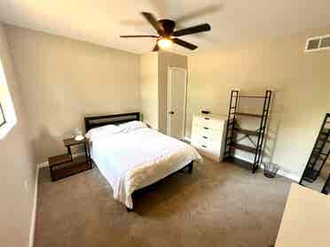 Private Room for rent in Jonesboro