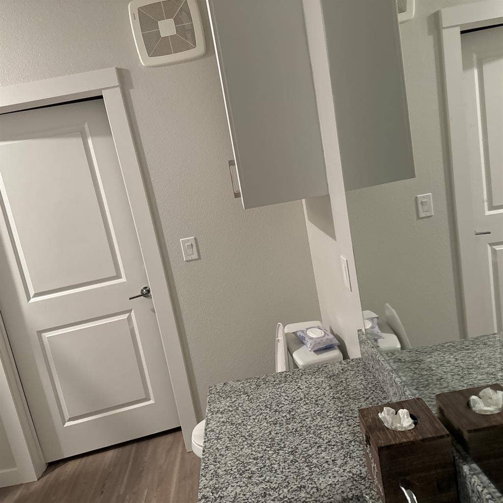 Bedroom and Bathroom for Rent