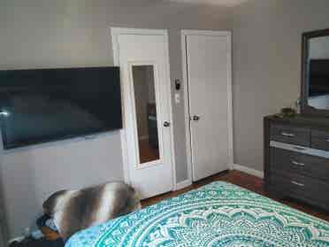 Private furnished room