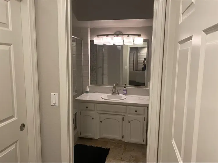 Second Primary Room Available