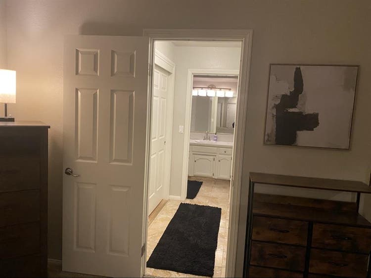 Second Primary Room Available