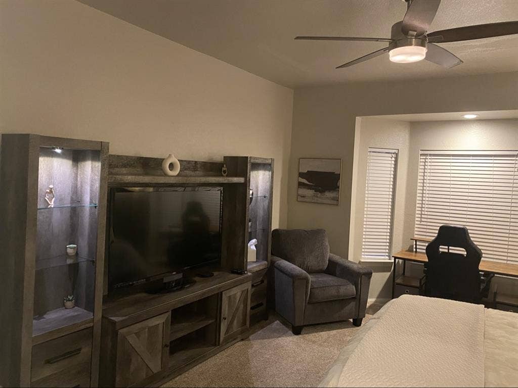 Second Primary Room Available