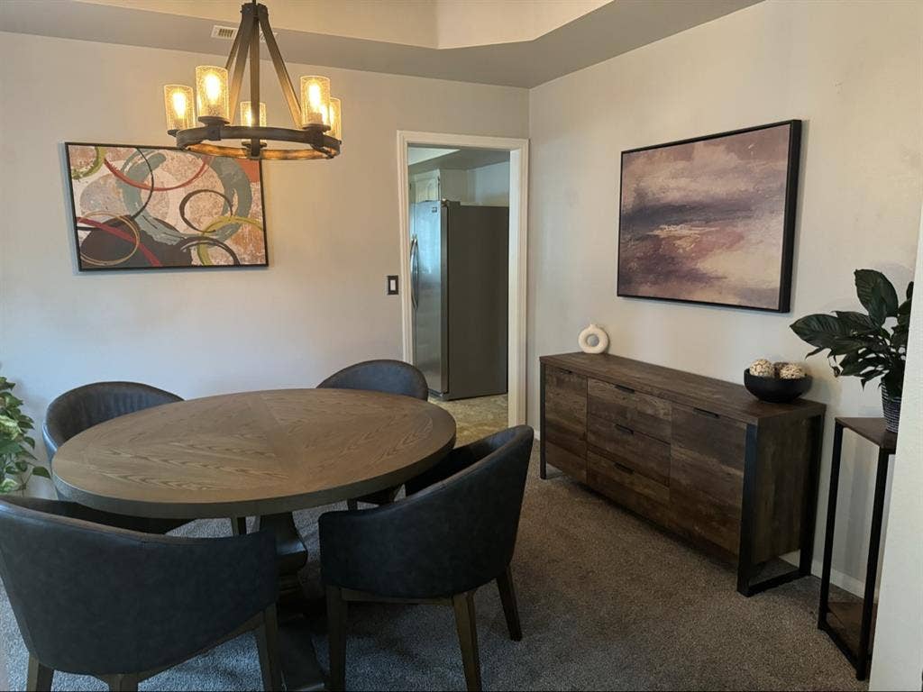 Second Primary Room Available