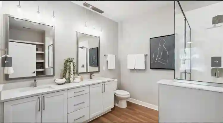 NICE APT/ROOM with PRIVATE BATHROOM