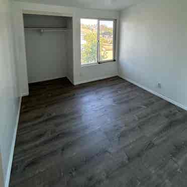 Women only!! 3 bedrooms spacious