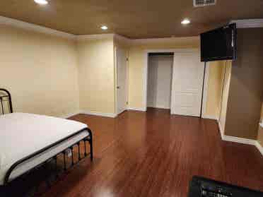 Rooms for Rent - La Mirada