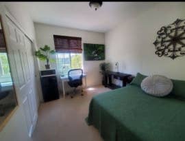 Temecula Furnished/Unfurnished Room