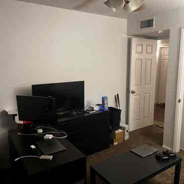 Looking for roommate ASU