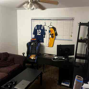 Looking for roommate ASU