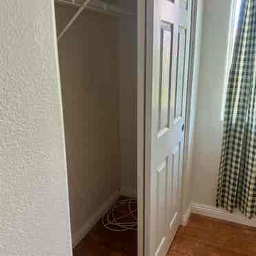 2 Rooms near South Point Casino