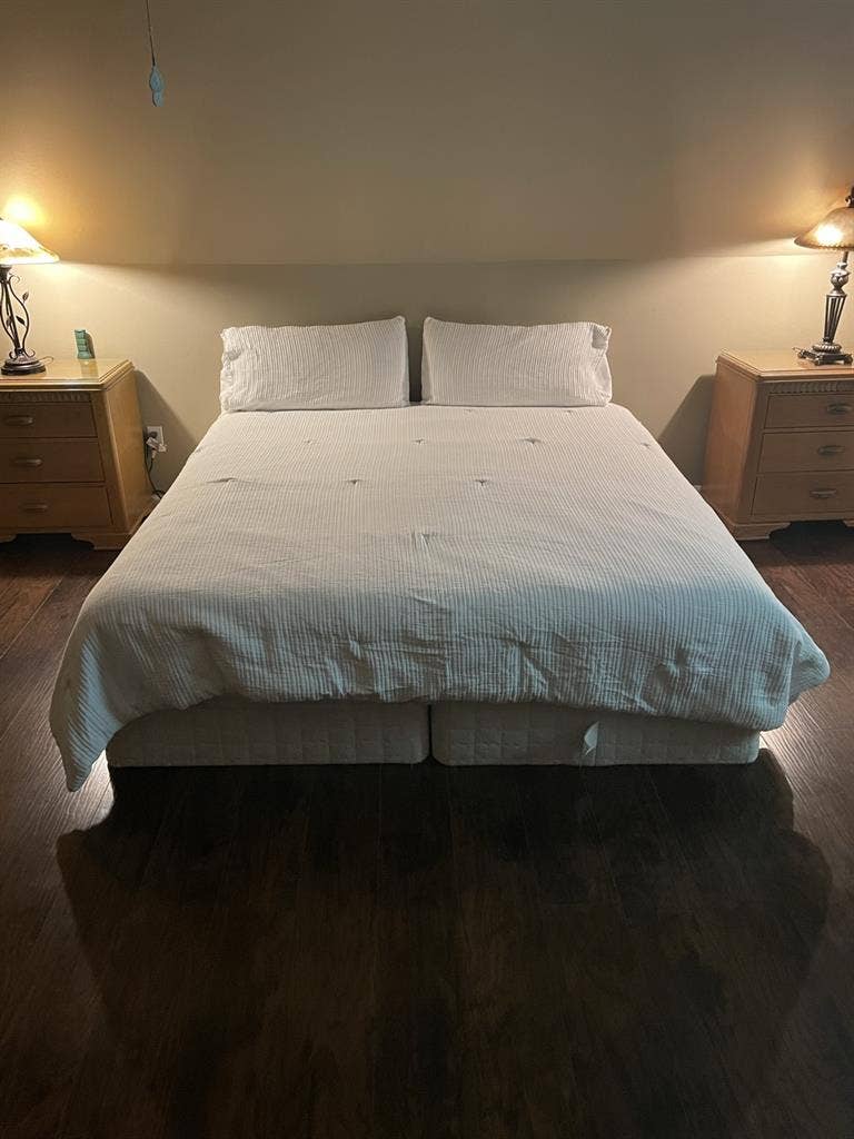 Large Spacious Bedroom SOUTHAVEN,Ms