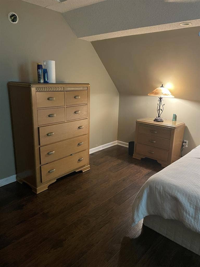 Large Spacious Bedroom SOUTHAVEN,Ms