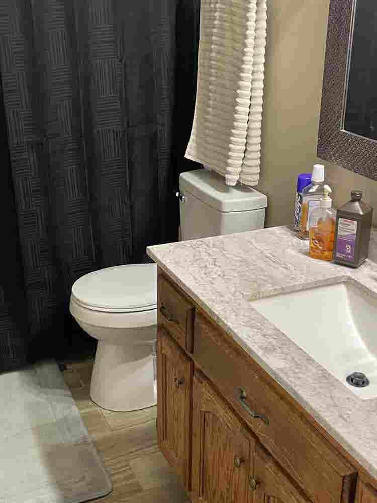 Large Spacious Bedroom SOUTHAVEN,Ms