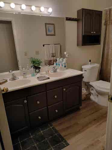 Large room for rent