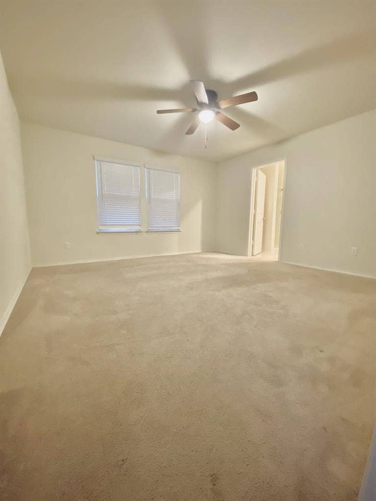 Master Bedroom for Rent!